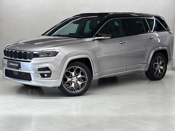 JEEP COMMANDER 1.3 T270 TURBO FLEX OVERLAND AT6 JEEP COMMANDER 1.3 T270 TURBO FLEX OVERLAND AT6